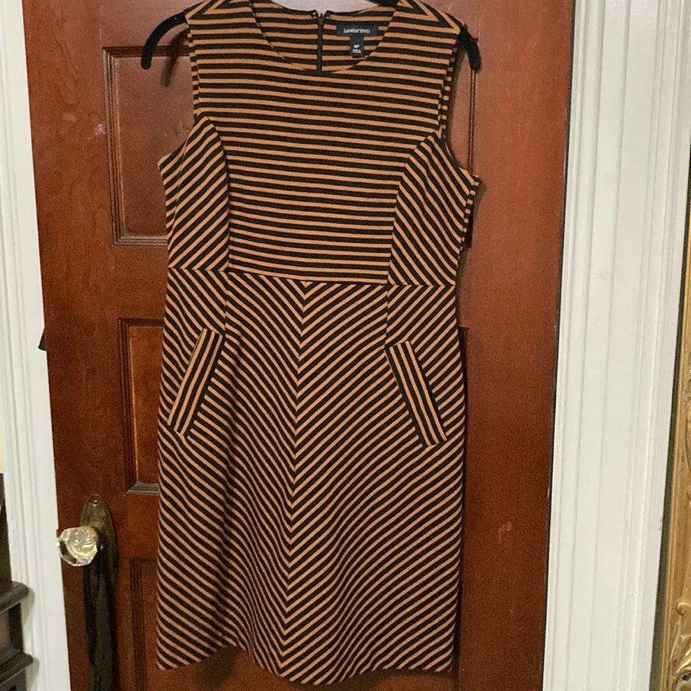 Lands’ End dress 6P